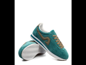 月色蒂芙尼Nike：当经典蓝邂逅运动美学